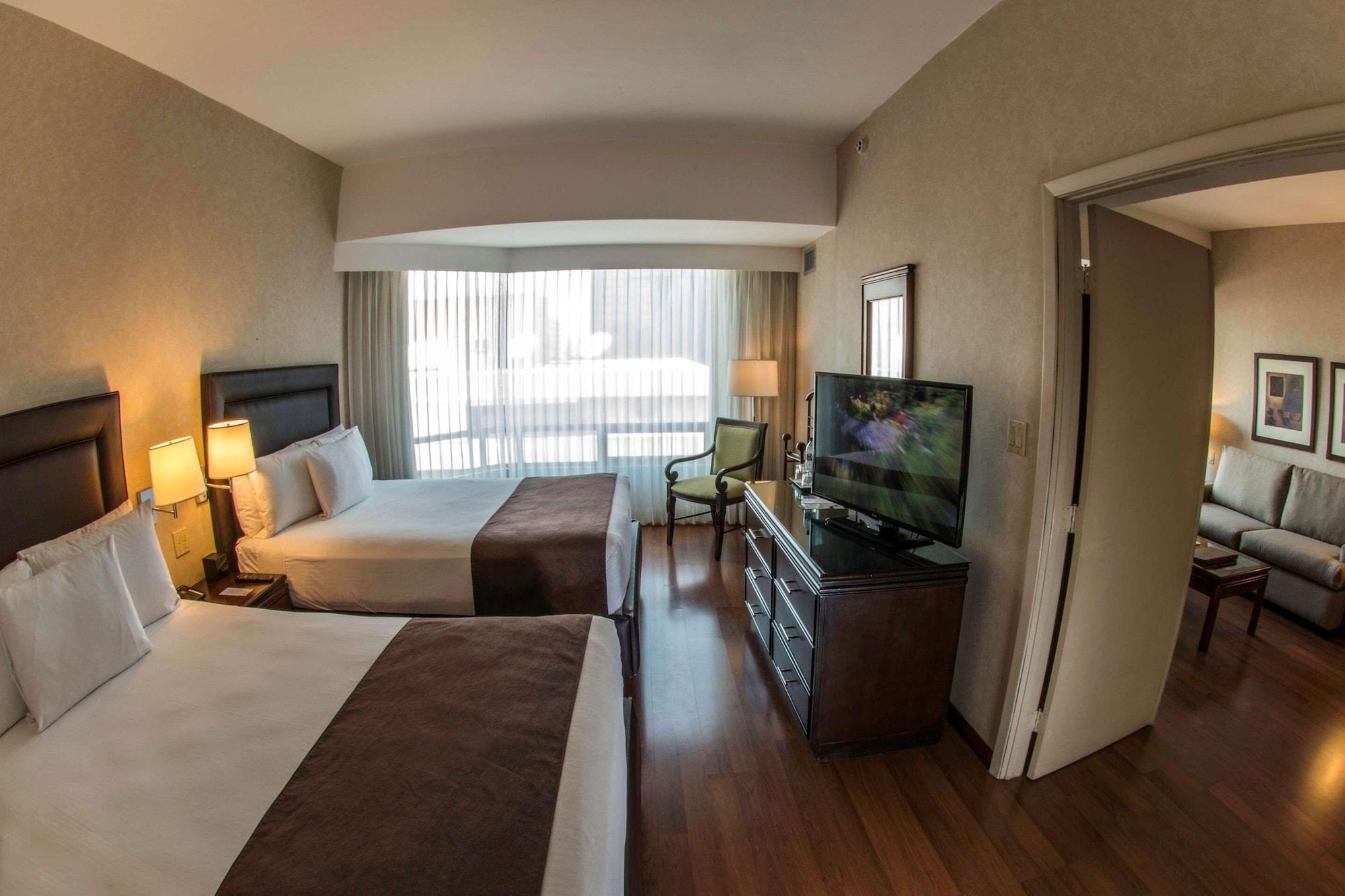 Clarion Suites Guatemala City Exterior foto A typical hotel room
